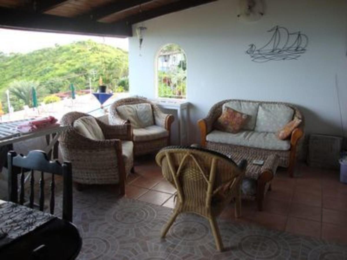 Attractive 2-Bed Apartment Stunning Sea View Dickenson Bay Екстер'єр фото